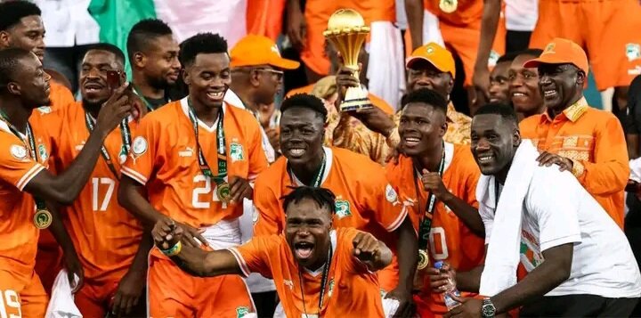  The secret to moving this ancient sphinx screening the time to buy an indoor train.