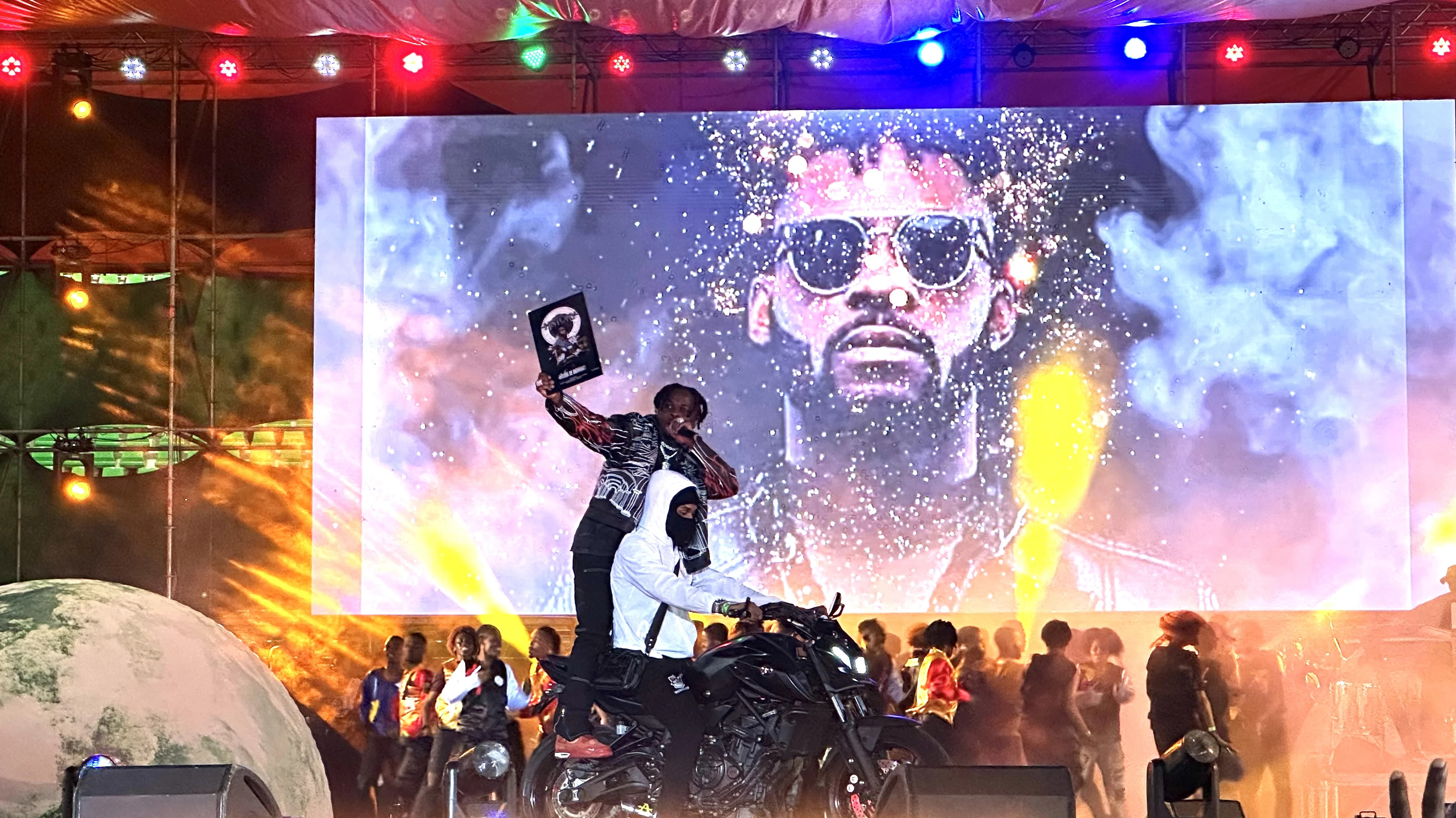 Concert à guichet fermé au stade ‘’ Felicia’’: Didi B réalise le rêve de Dj Arafat