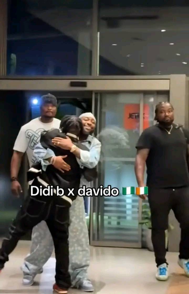 Divido est très content de rencontrer Didi b l'un des meilleurs Rappeur Africain.✊🏿🇨🇮🇳🇬🚀